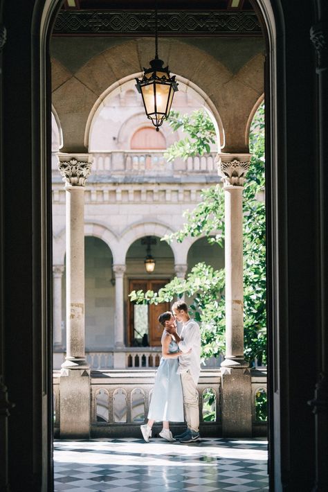 Gothic Quarter Barcelona Photoshoot, Engagement Photos In Spain, Madrid Engagement Photos, Spain Engagement Photos, Barcelona Checklist, Barcelona Engagement Photos, Spain Proposal, European Engagement Photos, Barcelona Moodboard