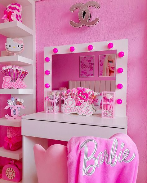 Barbie Core Room Decor, Barbie Core Aesthetic Room, Barbie Core Interior, Barbie Room Decor Kids Girls Bedroom, Barbie Core Bedroom, Barbie Pink Bedroom, Girls Barbie Bedroom, Barbie Core Room, Barbie Inspired Bedroom