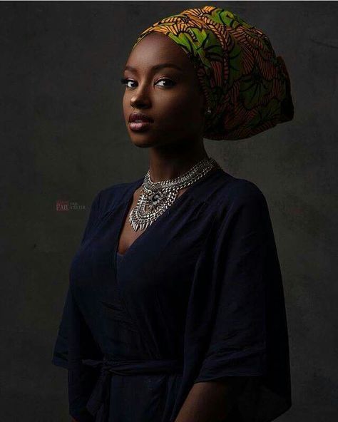 Women Models, Dark Skin Beauty, Model Look, Dark Skin Women, African Beauty, Turbans, Head Wrap, African Women, Black Is Beautiful