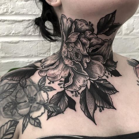 Neck Throat Tattoo, Chest Tattoo Cover Up, Shoulder Piece Tattoo, Chest Neck Tattoo, Throat Tattoo, Feminine Tattoo Sleeves, Women Tattoos, Blackout Tattoo, Neck Tattoos Women