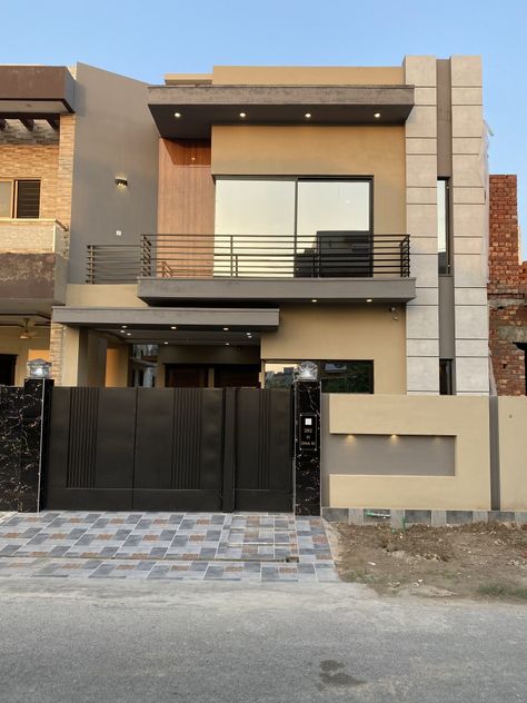 5 Marla House For Sale in DHA Phase Xi Rahbar Lahore GREENLine Property 📱03014553326 I Belong Deeply To Myself, Front Facade, House Balcony Design, Home 3d, House Balcony, Bungalow Design, Front Elevation, Balcony Design, Decor Home Living Room