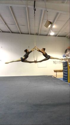 Lyra Hoop Doubles, Duo Aerial Hoop, Aerial Hoop Doubles, Lyra Doubles, Duo Lyra, Aerial Hoop Moves, Lyra Hoop, Aerial Hoop Lyra, Aerial Gymnastics