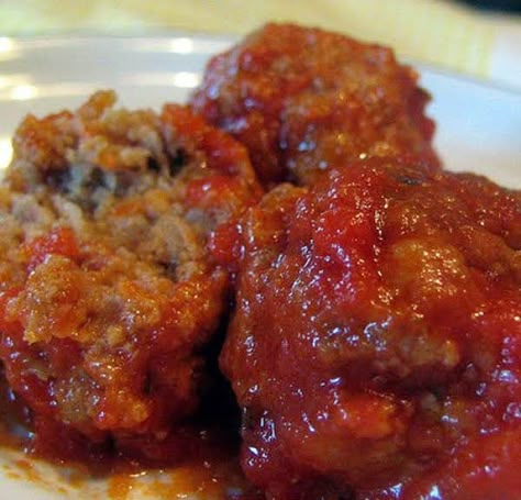 Italian Meatballs Recipe, Carne Guisada, Italian Meatballs, Fettuccine Alfredo, Snacks Für Party, Minestrone, Kebabs, Meatball Recipes, Marinara Sauce