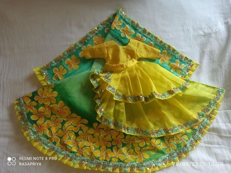 Stitching For Krsna❤️ Deity Outfits, Krishna Clothes, Deity Clothes, Painting Dress, Krishna Dress, Ganpati Bappa Wallpapers, Buddhist Art Drawing, Janmashtami Decoration, Laddu Gopal Dresses