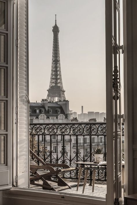 ⭑ࣶࣸ «𝘩𝘦𝘭𝘱 𝘧𝘳𝘰𝘮 𝘪𝘳𝘪𝘴 ¡ ࣪˖ Parisian Balcony, Paris View, Travel Wall Art, Foto Ideas Instagram, The Eiffel Tower, White Aesthetic, Beautiful Wall, Art Plastique, My New Room