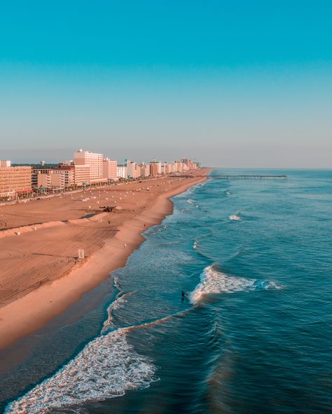 VA Beach, Virginia : Are you on the hunt for the best beaches in Virginia? This guide details the top beaches in Virginia, including sandy beaches on the Chesapeake Bay and more! | Things to do in Virginia | Beaches in VA | Virginia Beach | Sandbridge | Colonial Beach | First Landing State Park | False Cape State Park | Croatan | Virginia surfing | Things to do in Virginia Beach Beaches In Virginia, Things To Do In Virginia, Chesapeake Beach, Virginia Beach Oceanfront, Sandbridge Beach, Colonial Beach, Norfolk Virginia, Atlantic Beach, Beach Boardwalk