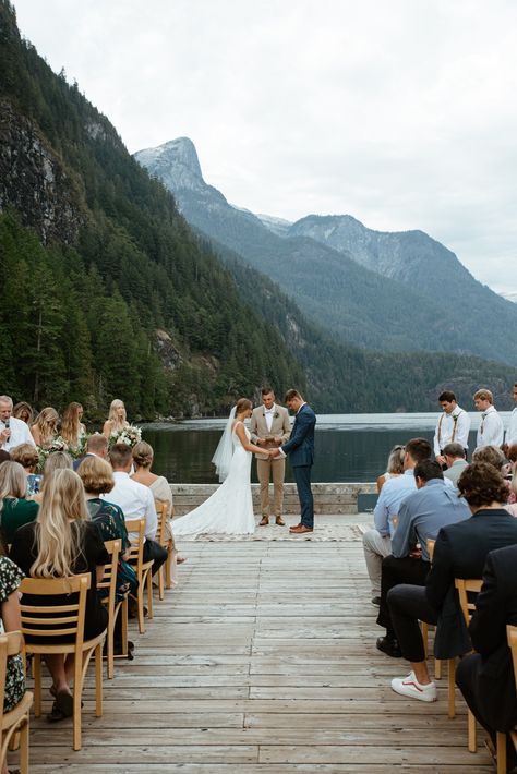 Wedding British Columbia, British Columbia Elopement, British Columbia Wedding, Saree Inspiration, Fall Mountain Wedding, Columbia Wedding, Canada Summer, Wedding San Diego, Canada Wedding