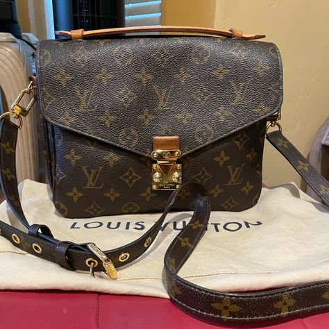 Used Louis Vuitton Pochette Metis.Used With Box And Dust Bag. Date Code Sd4186. In Good Condition. Please Check Photos Carefully And If You Have Any Questions Feel Free To Ask Me Before Buying. Louis Vuitton Pochette Metis, Used Louis Vuitton, Bags Louis Vuitton, Louis Vuitton Pochette, Louis Vuitton Bags, Louis Vuitton Bag, Dust Bag, Bag Lady, Louis Vuitton