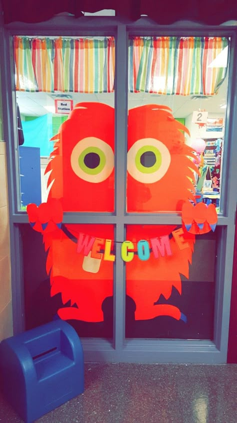 Office Halloween Themes, School Halloween Decorations, Library Halloween, Pta Board, Class Door Decorations, Monster Theme Classroom, Monster Classroom, Monster Room, Worry Monster