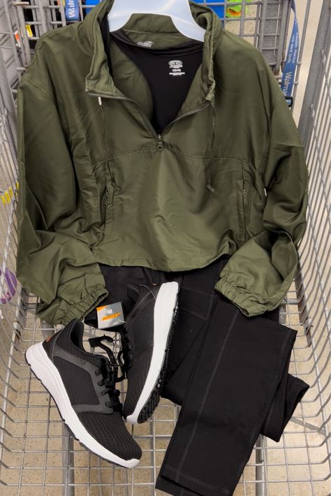 Walmart Outfits 2023, Walmart Fall Fashion 2023, Comfy Athletic Outfits, Travel Outfit Plus Size, Casual Home Outfits, Tomboyish Outfits, Sporty Mom, Fall Fashion 2023, Walmart Outfits