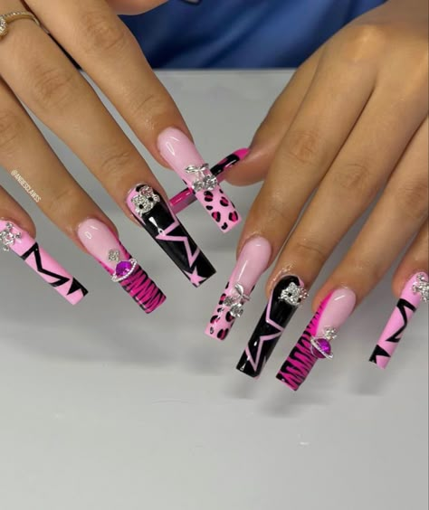 Extra Nail Ideas, Colourful Acrylic Nails, Punk Nails, Glamour Nails, Colored Acrylic Nails, Long Acrylic Nails Coffin, Acrylic Nails Coffin Pink, Unique Acrylic Nails, Long Square Acrylic Nails