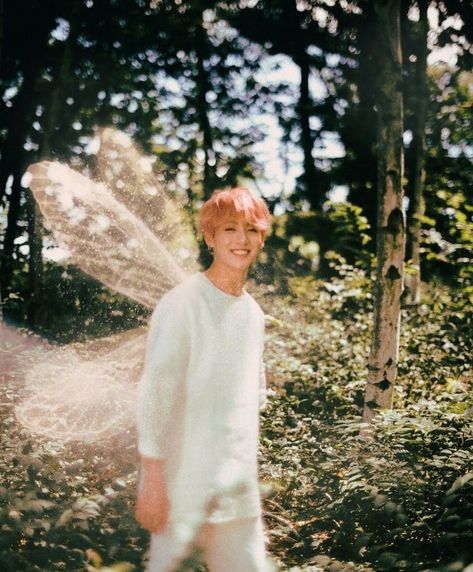 Jungkook Fairy, Cottagecore Icons, Fairy Aesthetic, Army Girl, Bts Dancing, Bts Fans, Cute Celebrity Guys, Jimin Jungkook, Jungkook Cute