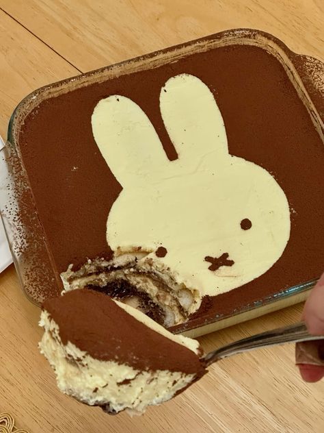 Tiramisu Cake Aesthetic, Cute Tiramisu, Tiramisu Aesthetic, Miffy Cake, Sweet Aesthetic, Tiramisu Dessert, Kawaii Cooking, Kawaii Food, Cute Desserts