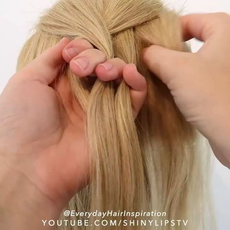 How to French braid! Outside French Braid, How To Put French Plait, French Plait Ponytail, How To Do French Plaits On Yourself, Plait Hairstyles For School, How To Make Two French Braids, How To Do French Plaits, How To Do A French Plait, Easy French Plait Tutorial