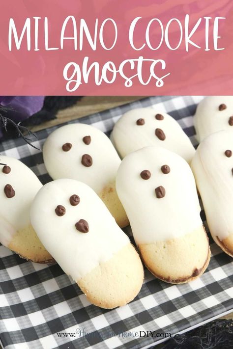 You only need three ingredients to make these quick and easy Milano cookie ghosts for Halloween with your kids! Milano Ghost Cookies, Halloween Hayride, Milano Cookie, Easy Party Treats, Ghosts For Halloween, Ghost Treats, Milano Cookies, Boo Bash, Halloween Tricks