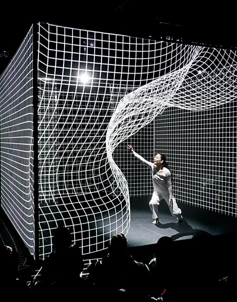 Interactive Installation Exhibitions, Floor Projection Mapping, New Media Art Installation, Touch Designer, Projection Installation, Interactive Art Installation, Immersive Art, Technology World, Design Tech