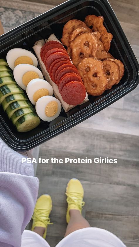 Protein Boxes, Pretzel Chips, Meal Prep Snacks, Healthy Lunch Snacks, Turkey Pepperoni, Healthy Lunch Meal Prep, Healthy High Protein Meals, Work Meals, Easy Healthy Meal Prep