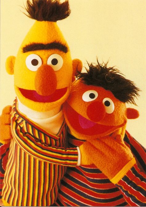 Bert & Ernie (Sesame Street) Ernie Sesame Street, Epi Y Blas, Beto Y Enrique, Ernie Und Bert, Famous Duos, Sesame Street Muppets, Bert & Ernie, Arte Punk, Sesame Street Characters