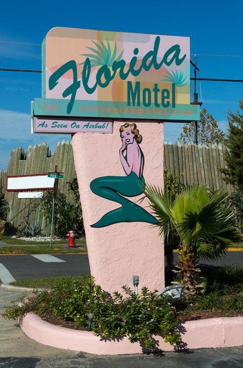 Motel Aesthetic, Florida Hotel, Motel Signs, Retro Motel, Vintage Motel, St Augustine Florida, Upcycled Art, Paradise Found, Retro Sign