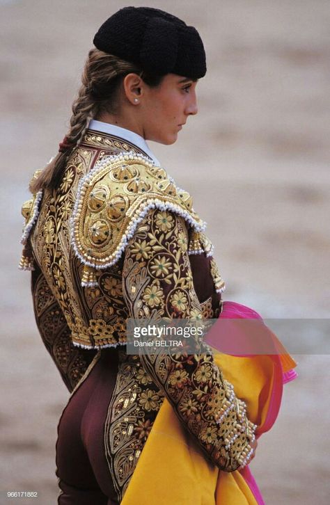 Bullfight Outfit Women, Bull Fighter Costume, Female Matador, Bullfighter Costume, Matador Costume, Bull Fighter, Festival Outfits Rave, Drag King, Burning Man Outfits