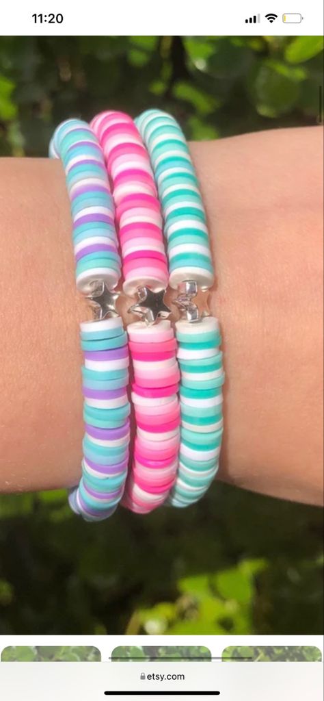 Clay Bead Bracelet Ideas For 3 Friends, Aesthic Clay Bead Bracelets, Bracelet Patterns With Clay Beads, Bracket Inspo Clay Beads, Clay Bracelets Diy Summer, Bracket Patterns Clay Beads, Cute Clay Bracelet Ideas Summer, Clay Bead Designs Preppy, Clay Bead Bracelet Ideas For Bff