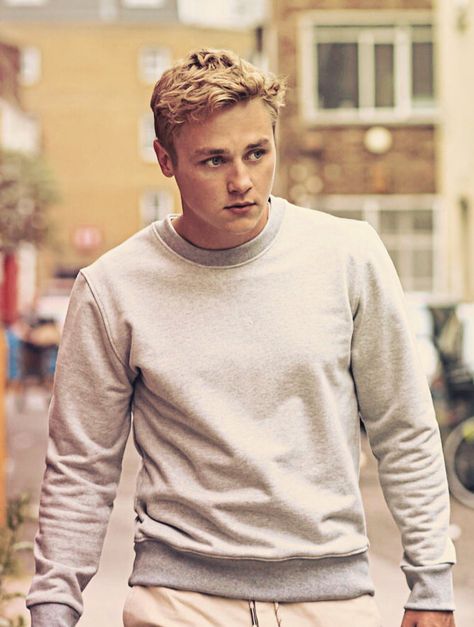 Ben Hardy Love At First Sight, Ben Jones, Alexander Ludwig, Ben Hardy, Queen Photos, Queen Band, Attractive Guys, Bohemian Rhapsody, Love At First Sight