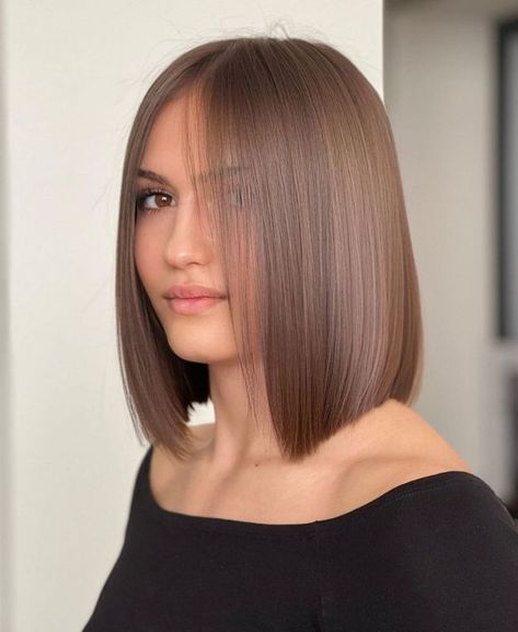 Platinový Blond, Lob Bob, Shoulder Length Bob Haircut, Textured Curly Hair, Summer Haircuts, Medium Bob Hairstyles, Long Bob Haircuts, Shoulder Length Hair Cuts, Long Bob Hairstyles