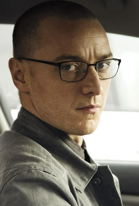 Split James Mcavoy Split, Split Movie, Betty Buckley, Night Shyamalan, Haley Lu Richardson, Actor James, James 3, Charles Xavier, James Mcavoy