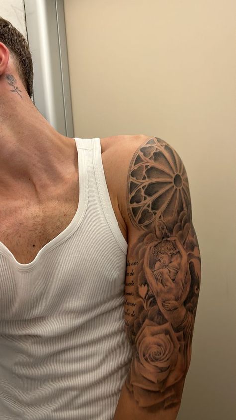 Cool Bicep Tattoos, Upper Arm Half Sleeve, Shoulder Piece Tattoo, Top Of Shoulder Tattoo, Half Arm Sleeve Tattoo, Natur Tattoo Arm, Mens Body Tattoos, Bicep Tattoo Men, Shoulder Sleeve Tattoos