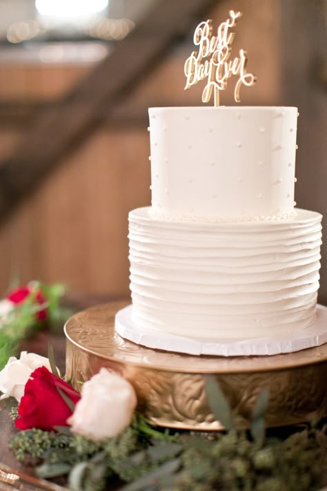 Glamorous Burgundy and Gold Barn Wedding #weddingdesserts #weddingcake #whiteweddingcake Wedding Cake Two Tier, Wedding Cake Designs Simple, Textured Wedding Cakes, 2 Tier Wedding Cakes, Romantic Florals, 3 Tier Wedding Cakes, Small Wedding Cakes, Simple Wedding Cake, Gold Wedding Cake