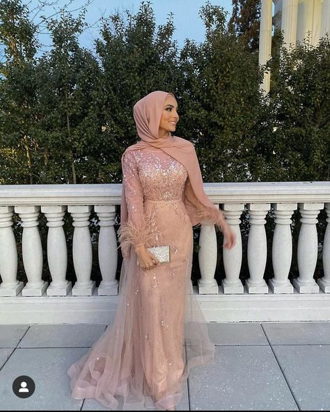 Lace Hijab, Hijab Soiree, Robes D'occasion, Flora Dress, Formal Occasion Dress, Mode Zara, Mode Turban, Pink Mermaid, Wedding Dresses With Flowers