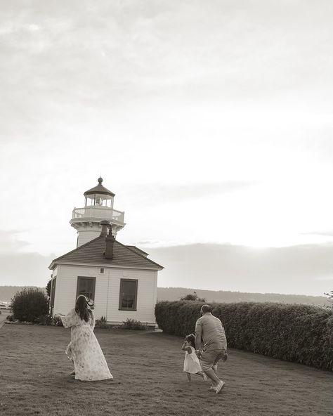 Typically I capture photos of this wonderful family during the fall and winter. However this year they wanted something a little different so we had a beautiful coastal summer session! 🌅🌾☀️ Lighthouse Photoshoot, Coastal Summer, Photoshoot Family, Capture Photo, Photo Session, Fall And Winter, Photo Sessions, The Fall, Lighthouse