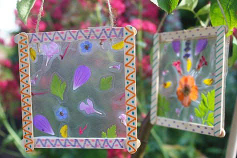 Sticky Back Plastic Ideas, Garden Sun Catchers, Gardening School Activities, Sun Catchers For Kids, Flower Sun Catcher, Spring Sun Catchers For Kids, Pressed Flower Suncatcher Kids, Nature Sun Catcher, Interactive Children’s Garden