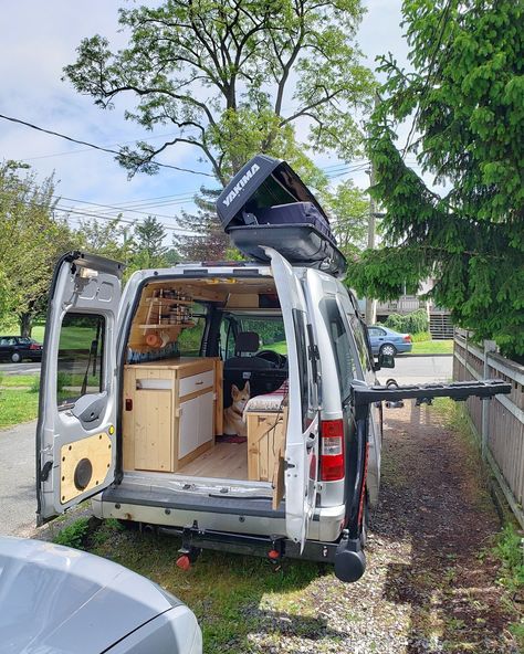 Caddy Conversion, Van Makeover, Ford Transit Custom Camper, Ford Transit Connect Camper, Van Inspiration, Transit Connect Camper, Berlingo Camper, Ford Transit Campervan, Vw Caddy Maxi