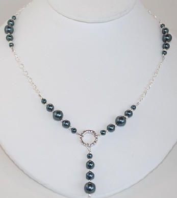 pearl beaded necklaces Ideas, Craft Ideas on pearl beaded necklaces Black Pearls, Swarovski Crystal Beads, Necklace Ideas, Jewelry Making Ideas, Beading Ideas, Beading Jewelry, How To Make Necklaces, Jewelry To Make, Jewellery Ideas