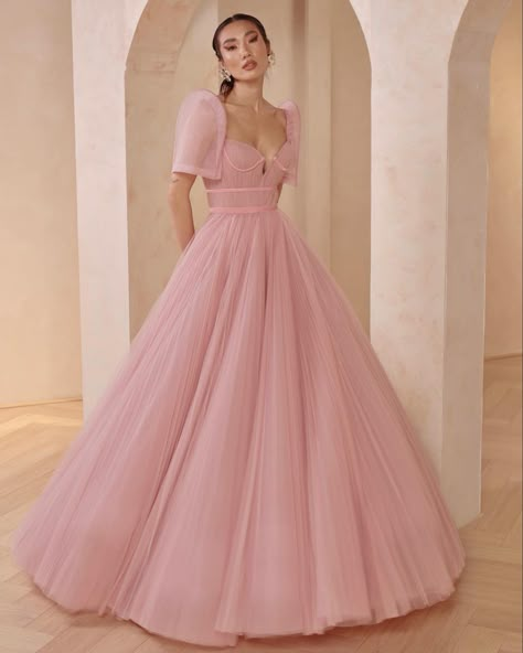 Filipiniana Ball Gown, Pink Filipiniana, Modern Filipiniana Gown Prom, Dress Inspo Pics, Peach Color Bridesmaid Dresses, Filipiniana Wedding Gown, Grad Banquet, Ghaghara Choli, Graduation Pictorial