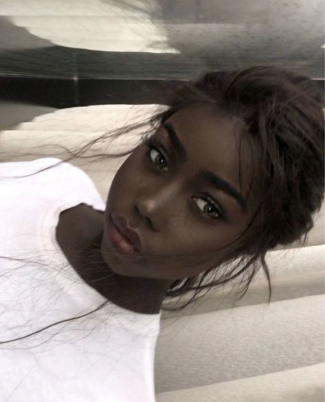 Nyla Lueeth, Girly Makeup, Black Barbie, Dark Skin Women, Princesa Diana, Beautiful Black Women, Face Shapes, Pretty People, Black Women