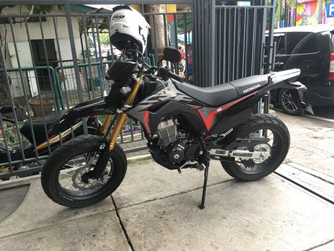 #crf150 #crf150supermoto Honda Crf 150 Supermoto, Crf 150 Supermoto, Honda Supermoto, Crf 150l, Honda Bike, Motor Trail, Biker Photography, Motorcross Bike, Motos Honda