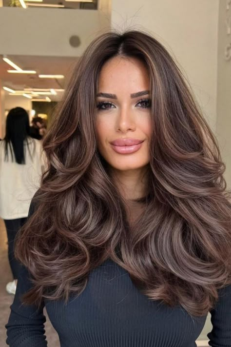 Brown Layered Haircut, Mocha Brown Hair, Color Activity, Mocha Hair, Loose Curls Hairstyles, Brown Hair Looks, Brown Hair Inspo, Curls Hairstyles, Chocolate Brown Hair