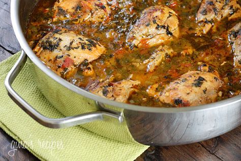 Sofrito Chicken Stew - Skinnytaste Sofrito Chicken, Paleo Crockpot, Weight Watchers Recipes, Skinny Taste Recipes, Chicken Stew, Spanish Food, Puerto Rican, Weight Watchers Meals, Chicken Dinner