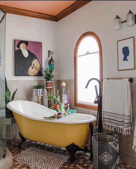 Paint Clawfoot Tub, Painted Clawfoot Tub, Claw Bathtub, Home Spa Ideas, Parting Is Such Sweet Sorrow, Claw Foot Bathtub, Clawfoot Tub Bathroom, Claw Tubs, Claw Foot Bath