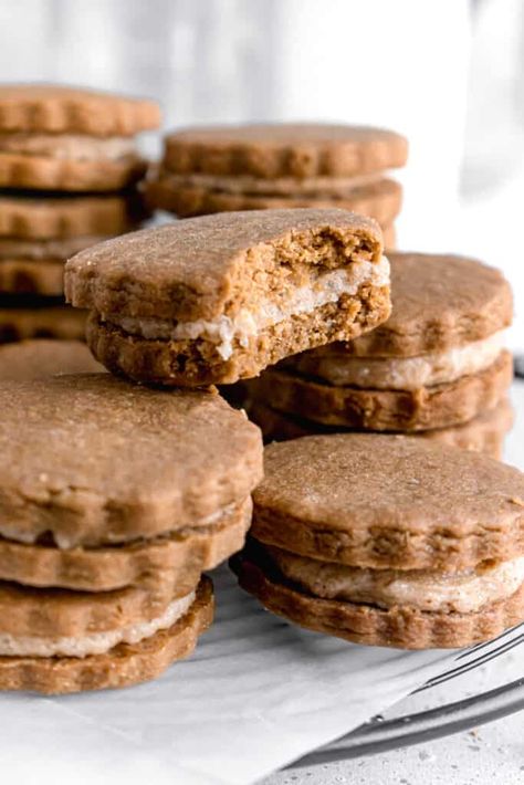 These espresso chai sandwich cookies are buttery, melt in your mouth, shortbread cookies frosted with a layer of chai spice buttercream sandwiched in between strong espresso flavoured cookies. They will truly dazzle at your next holiday celebration! These cookies are delicate, buttery, crisp, and perfect for Christmas celebrations! They are fun to make and delicious to eat. They require only a few ingredients and will be ready in just 10 minutes. If you’re looking to bake something festive in a Chai Shortbread, Melt In Your Mouth Shortbread, Espresso Cookies, Spiced Buttercream, Bake Something, Espresso Cookie, Chai Spice, Sandwich Cookies, Melt In Your Mouth