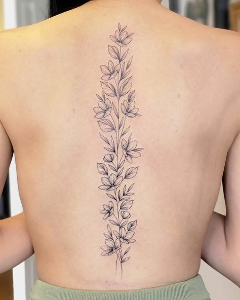 Spine Tattoo For Women Tattoo Peony, Girl Spine Tattoos, Back Tattoo Women Spine, January Flower, Tattoo Spine, Spine Design, December Images, Flower Spine Tattoos, Spine Tattoo Ideas