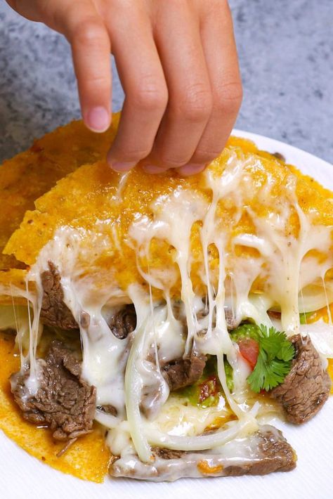 Carne Asada Mulitas (LA Style Mexican Food) Easy Fufu Recipe, African Fufu, Fufu Recipe, Sous Vide Cheesecake, Chopped Cheese Sandwich, Mexican Comfort Food, Chopped Cheese, African Dishes, Blooming Onion