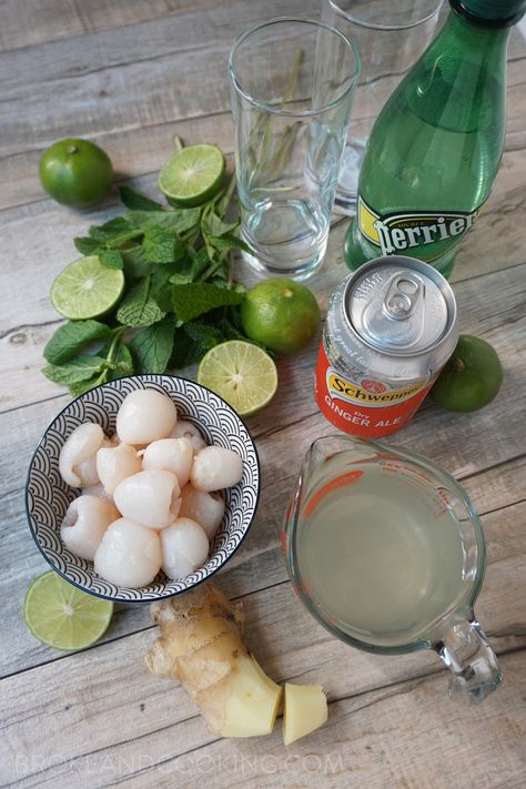 Lychee Mocktail Recipe, Lychee Mocktail, Drink At Home, Lychee Fruit, Drink Recipes Nonalcoholic, Breakfast And Brunch, Vietnamese Restaurant, Cocktail Drinks Recipes, Mocktail Recipe