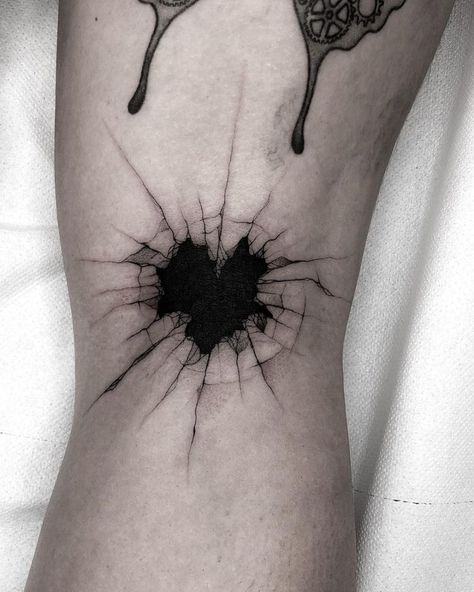 Tato Henna, Roma Italy, Creepy Tattoos, Gothic Tattoo, Tattoo Style Drawings, Black Ink Tattoos, Dope Tattoos, Simplistic Tattoos, Creative Tattoos