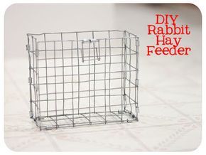 DIY Rabbit Hay Feeder Farm Rabbits, Rabbit Keeping, Diy Hay Feeder, 3 Rabbits, Diy Rabbit Cage, Rabbit Information, Bunny Supplies, Show Rabbits, Rabbit Feeder