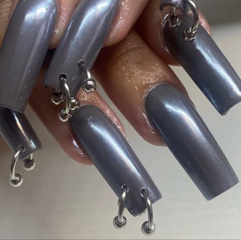 Piercing Nail Art, Pierced Nails Acrylic, Nail Piercing Acrylic, Pierced Nails, Piercing Nails, Nail Piercing, Queen Nails, Punk Nails, Studded Nails