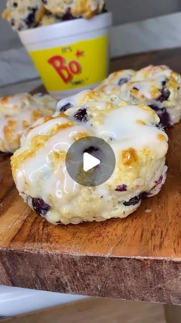 Boberry Biscuits Bojangles, Bo Berry Biscuit Recipe, Boberry Biscuits Recipes, Bojangles Biscuits Recipe, Bojangles Biscuits, Bo Berry Biscuits, Blueberry Biscuits, Blueberry Pancakes Recipe, Breakfast Bites