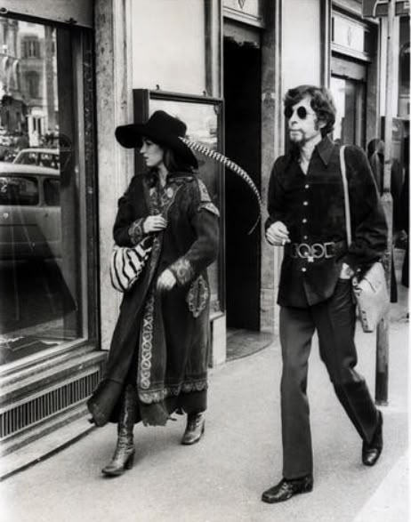 Talitha and Paul Getty Jr. in Rome, 1971 Talitha Getty Style, Talitha Getty, Cowboy Vibes, 60s Fashion Vintage, Boho Fashion Winter, 60s 70s Fashion, Bohemian Lifestyle, Style Muse, 1970s Fashion